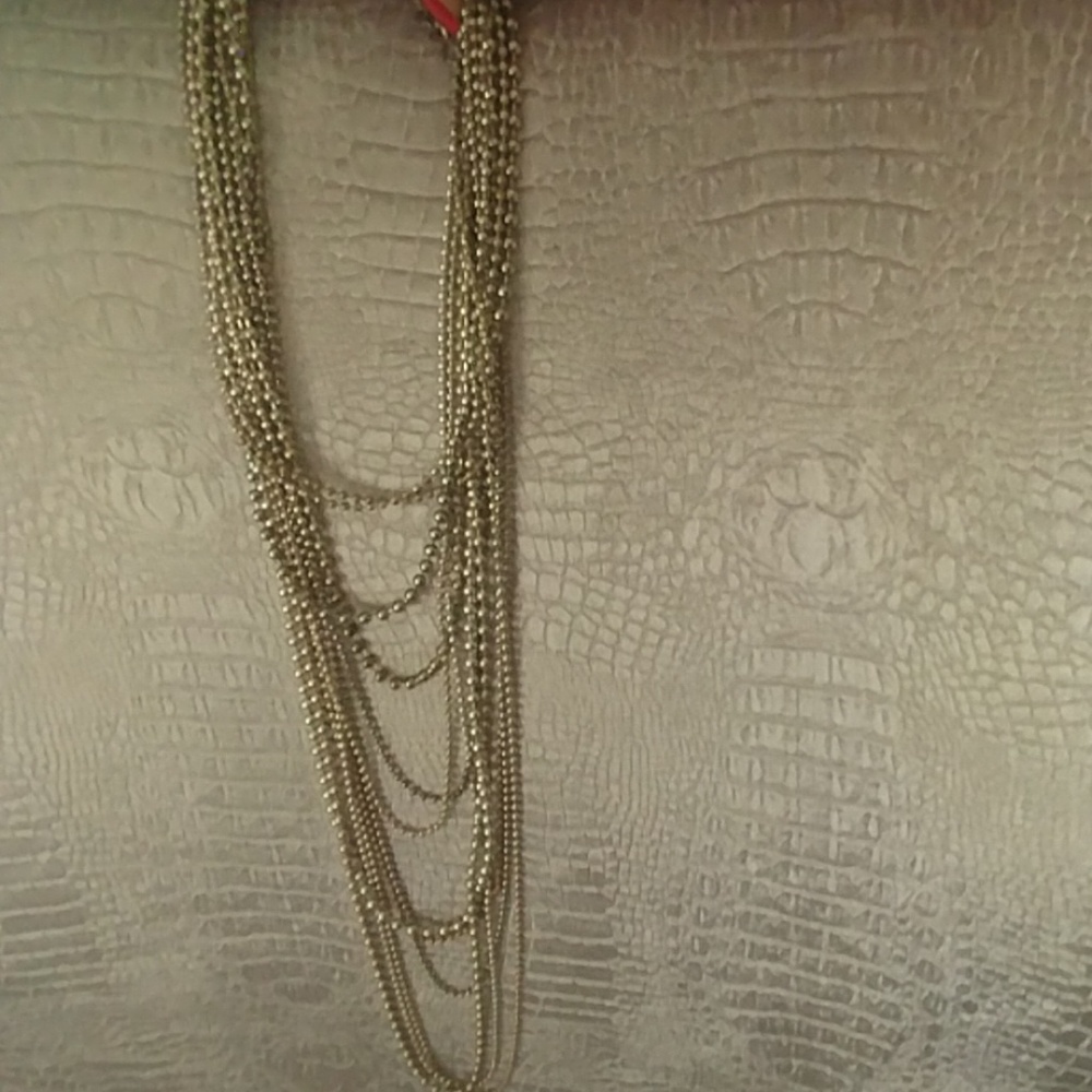 Neclace - Picture 2 of 3